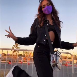 Meet your Posher, Mia